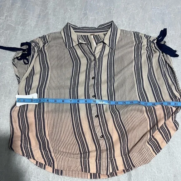 Free people short sleeve top - Picture 6 of 7